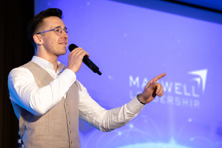 Przywództwo — dzień treningowy Maxwell (Dominik Radziszewski)
